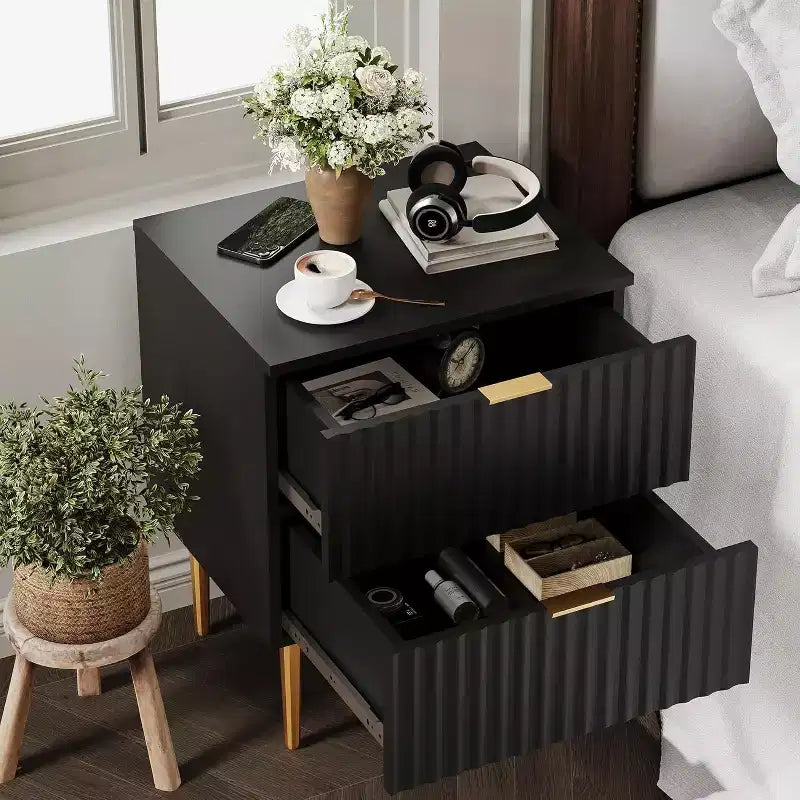 Comodino Moderno con 2 Cassetti, Comodino Scanalato Oro e Legno, Tavolino da Notte per Camera da Letto o Appartamento