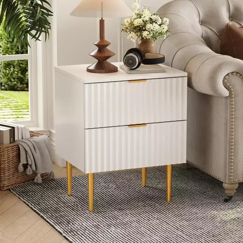 Comodino Moderno con 2 Cassetti, Comodino Scanalato Oro e Legno, Tavolino da Notte per Camera da Letto o Appartamento