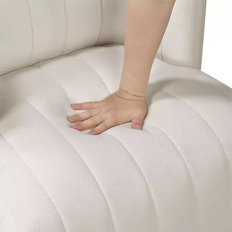 Moderna poltrona girevole di lusso con dettagli trapuntati a canali, poltrona da lettura imbottita per soggiorno, camera da letto, ufficio