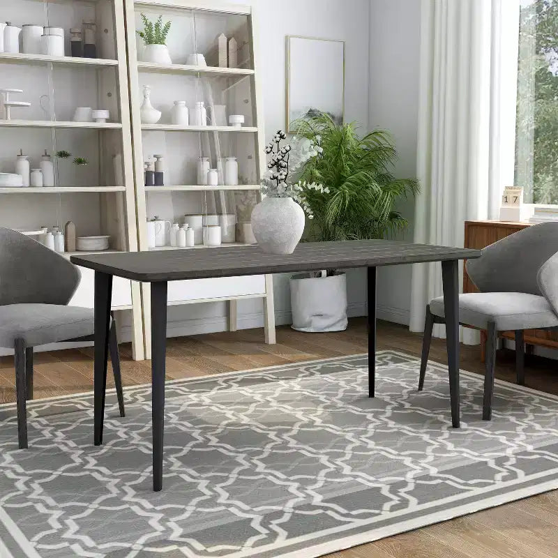 Tavolo da pranzo in legno Shirin Mid-Century da 60".